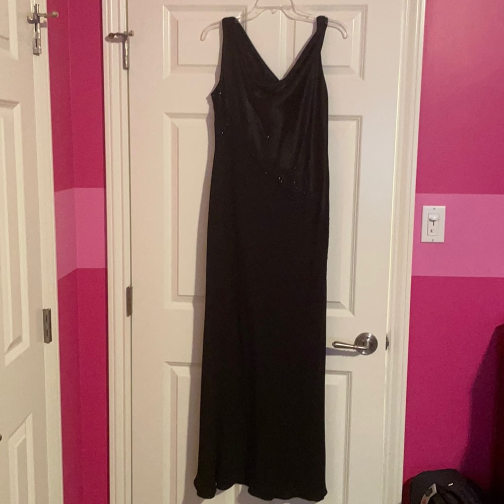 Jones New York black gown. Size 12